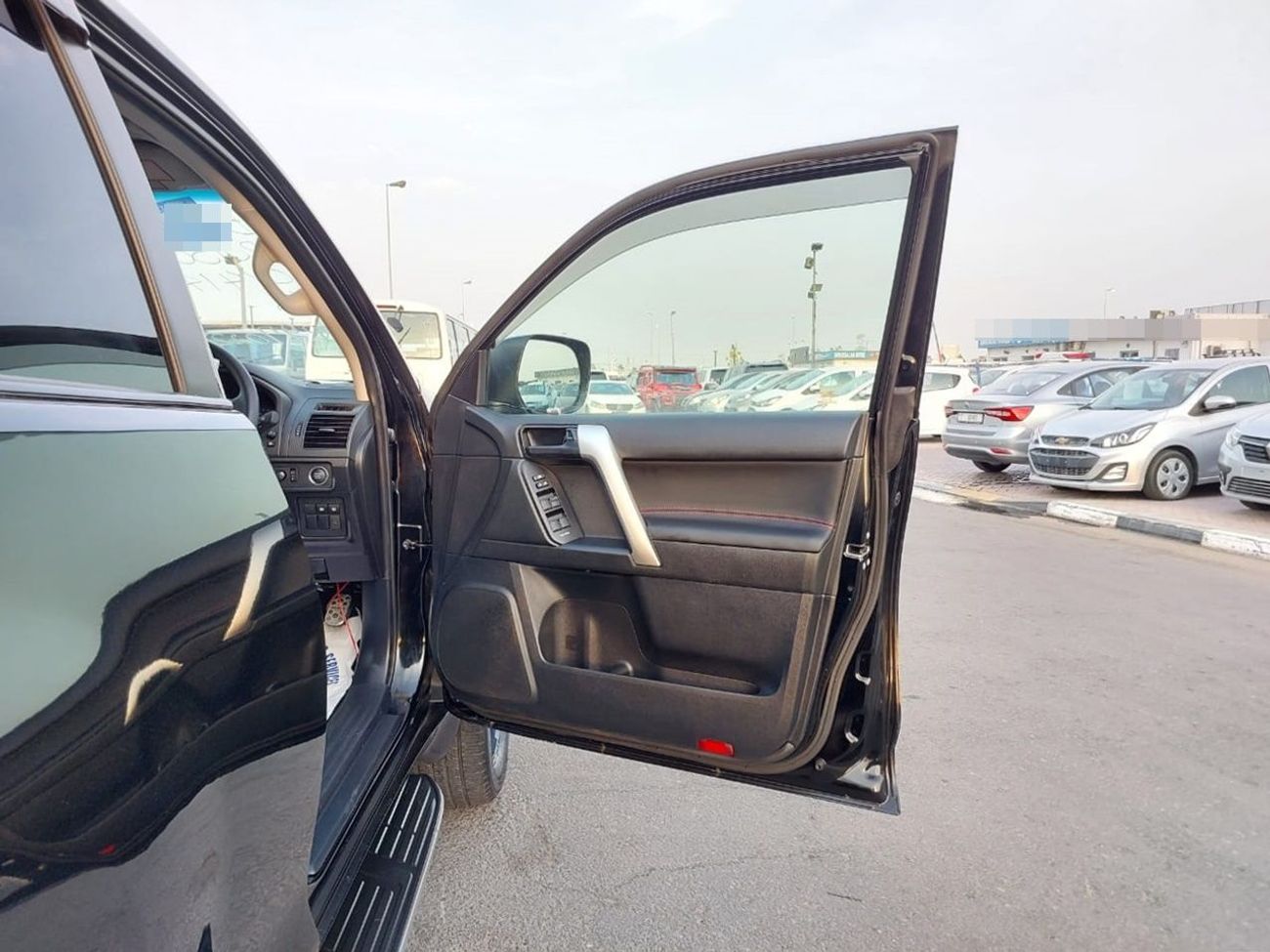 Toyota Land Cruiser TOYOTA LAND CRUISER PRADO SUV RHD 2022 MODEL 2.7 L PETROL AUTOMATIC(PM41440)