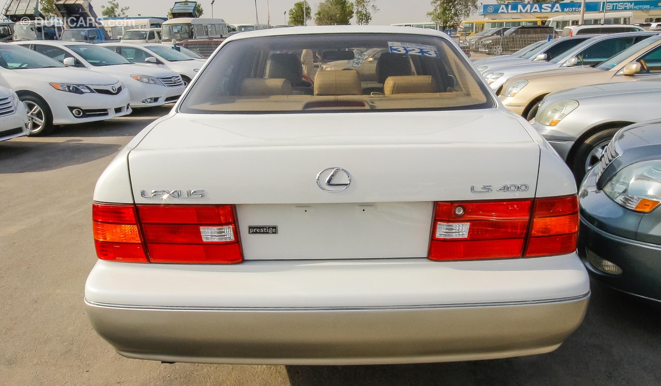 Lexus LS 400