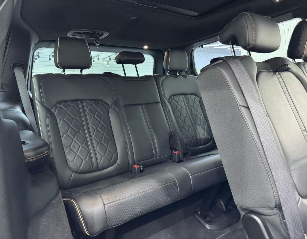 Jeep Grand Wagoneer Series III 3.0T 2023 Jeep Grand Wagoneer Series 3, Jeep Warranty + Service Pack, Fully Loaded, 8 Sea