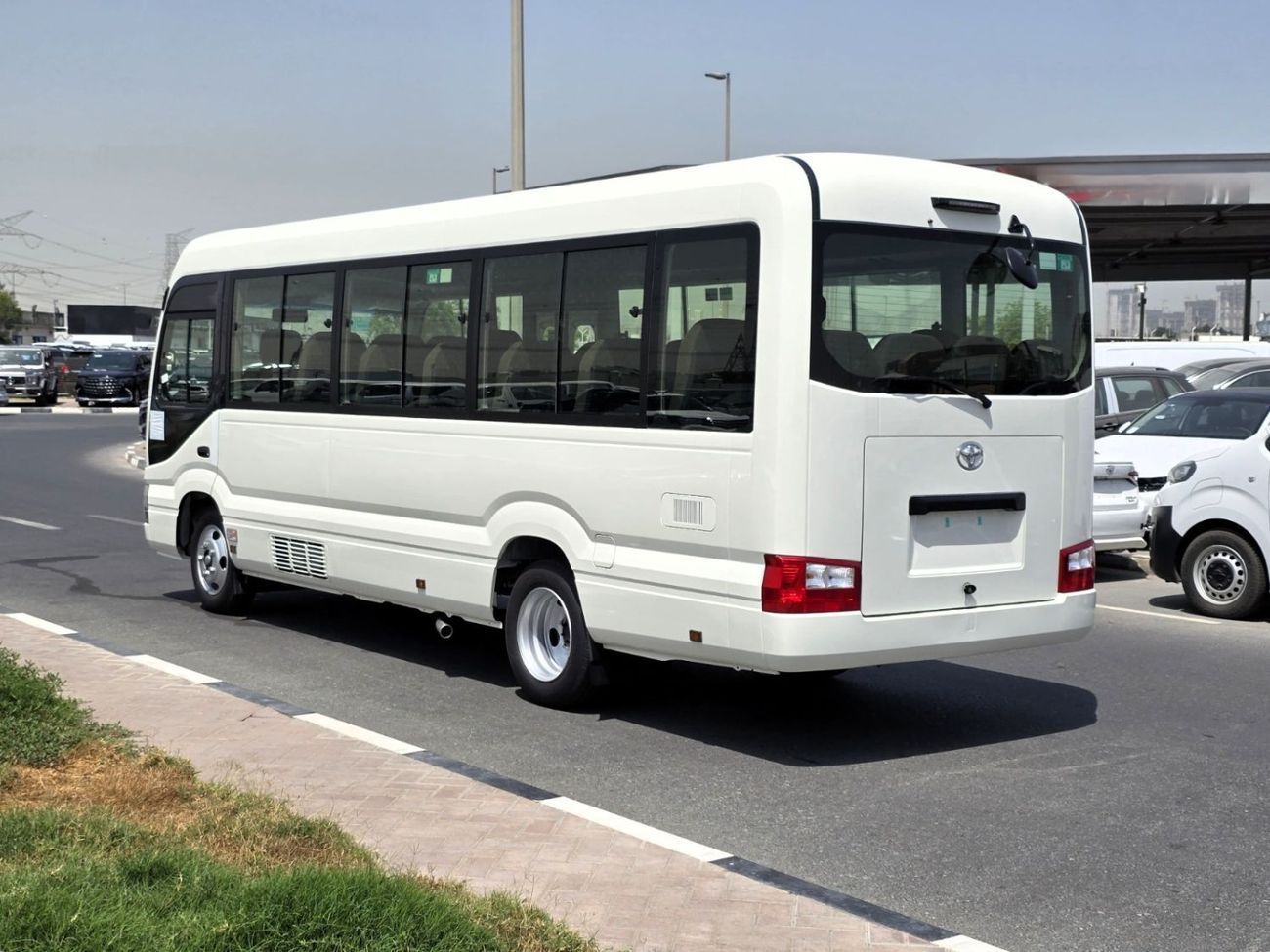 Toyota Coaster 2.7L (23-Seater) TOYOTA COASTER BUS 2.7L M/T 2025 (23-Seater)
