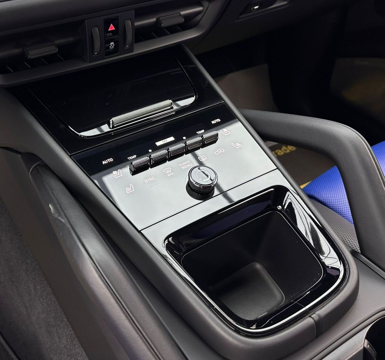 Porsche Cayenne 2024 Porsche Cayenne Turbo GT, 04/2026 Porsche Warranty, Porsche Full Service History, GCC