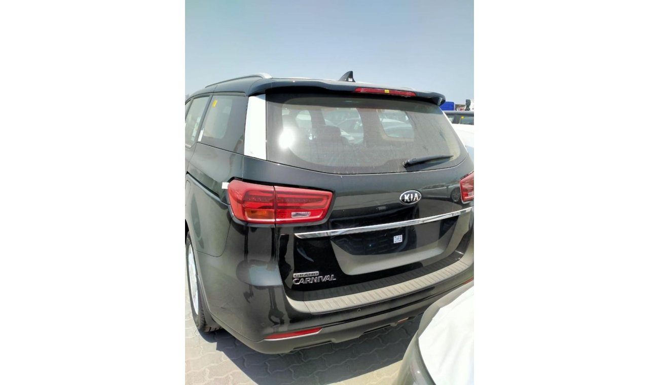 Kia Carnival FULL OPTION