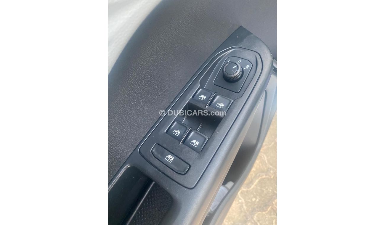 Used Volkswagen Taos 2022 for sale in Dubai 661493