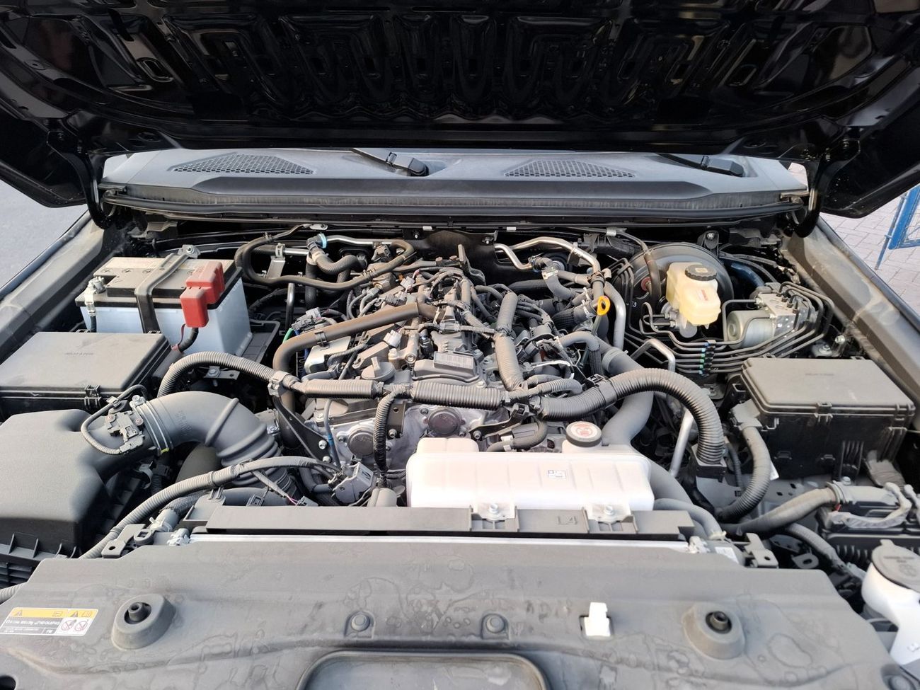 Toyota Prado Toyota Prado 2.4L 2025 Urban Black Petrol (Export Only)