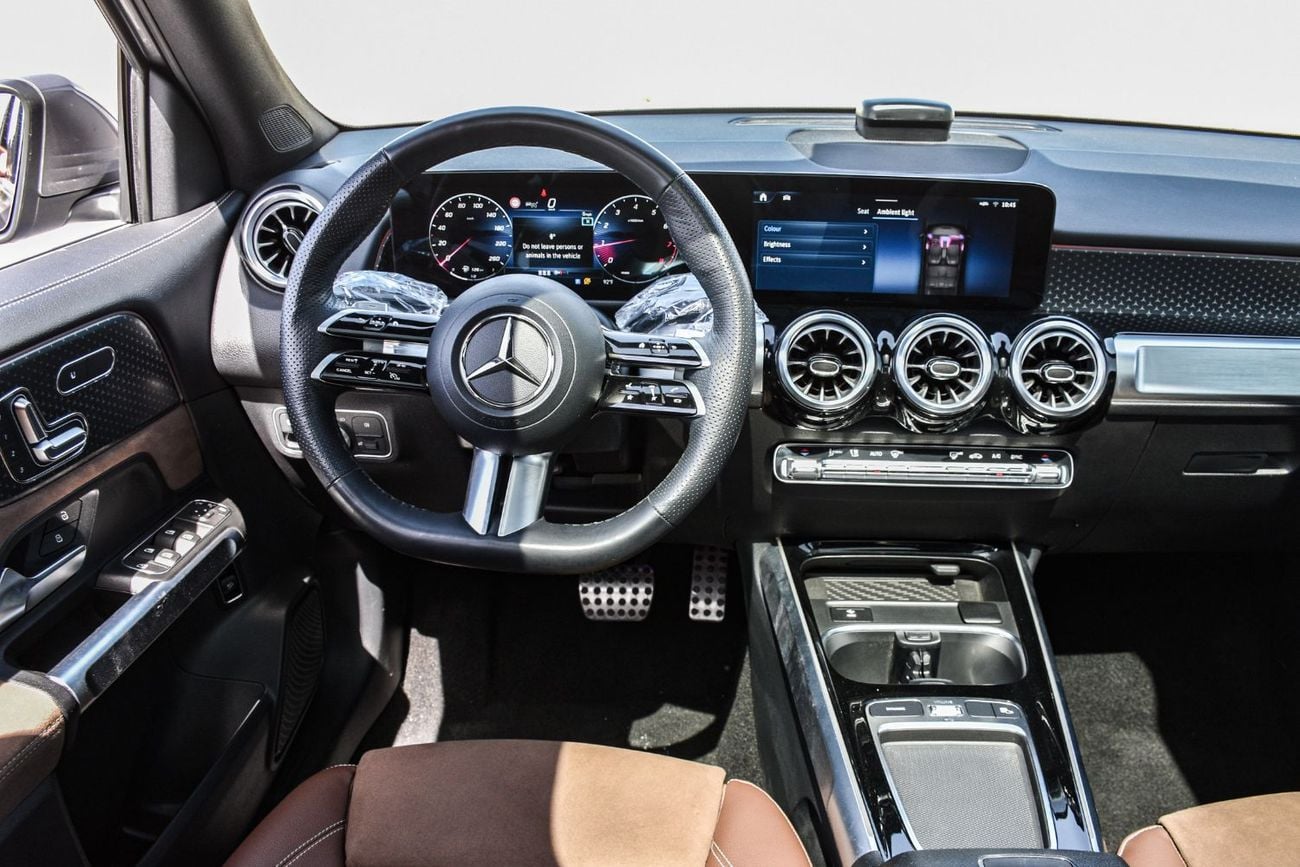 مرسيدس بنز GLB 250 4MATIC
