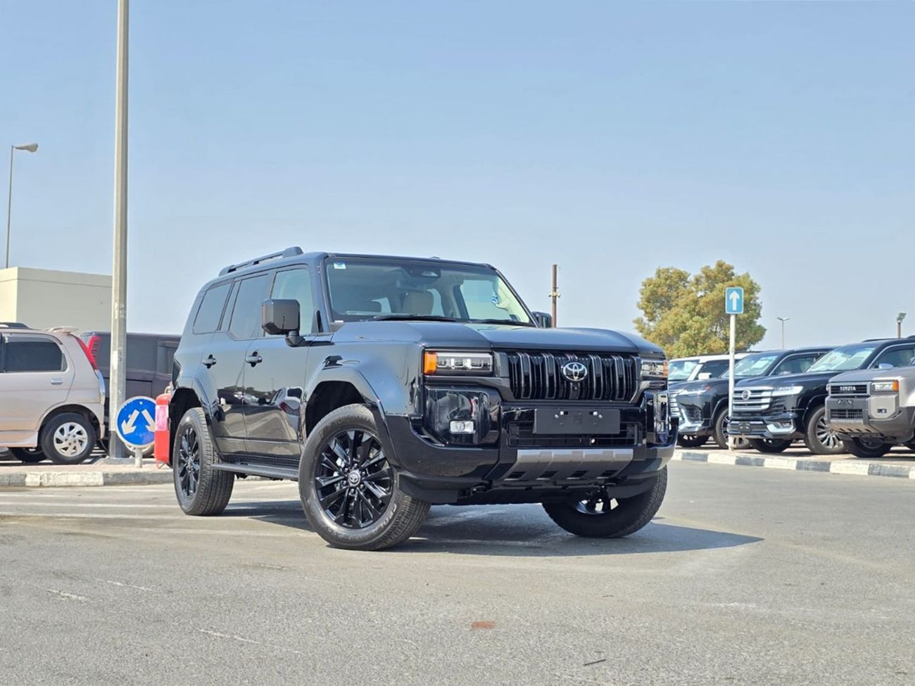 تويوتا لاند كروزر TOYOTA LAND CRUISER PRADO BRAND NEW SUV RHD 2025 MODEL 2.8 L DIESEL AUTOMATIC(PM13226)