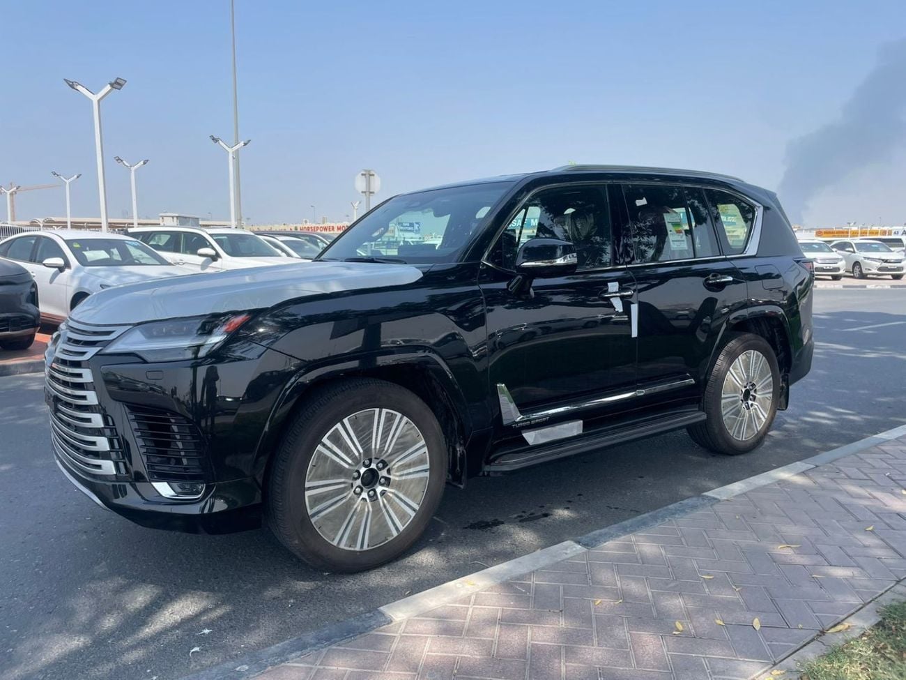 Lexus LX600 SIGNATURE