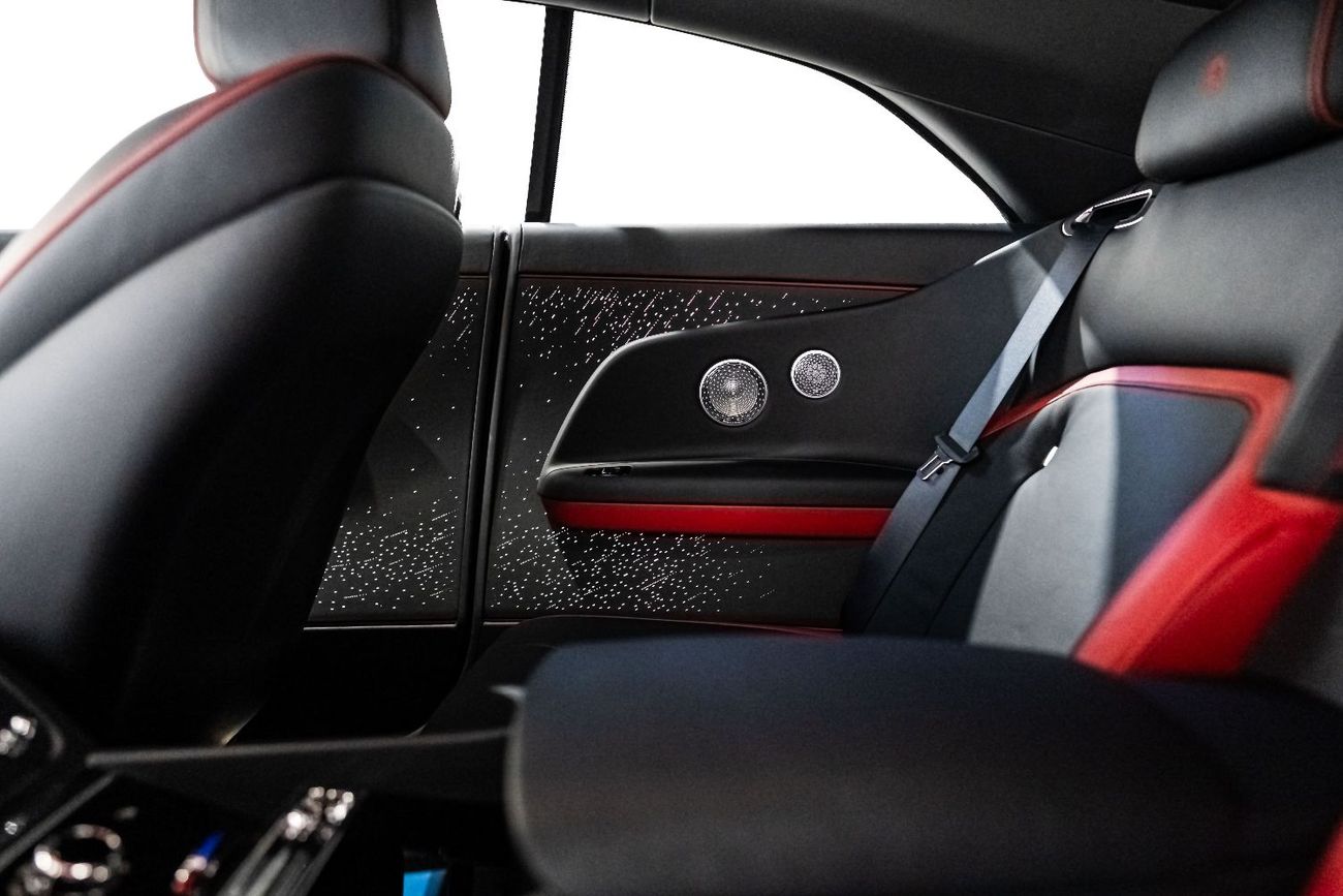 Rolls-Royce Spectre Coupe 2024 SPECTRE | 3 YEARS WARRANTY AND SERVICE | FULL STARLIGHT | GCC | FULL OPTIONS |