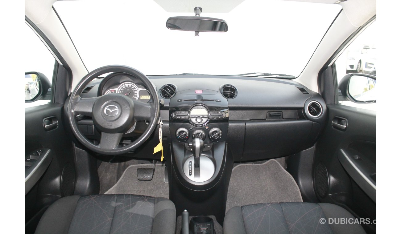 Mazda 2 1.5L 2015 MODEL HATCHBACK