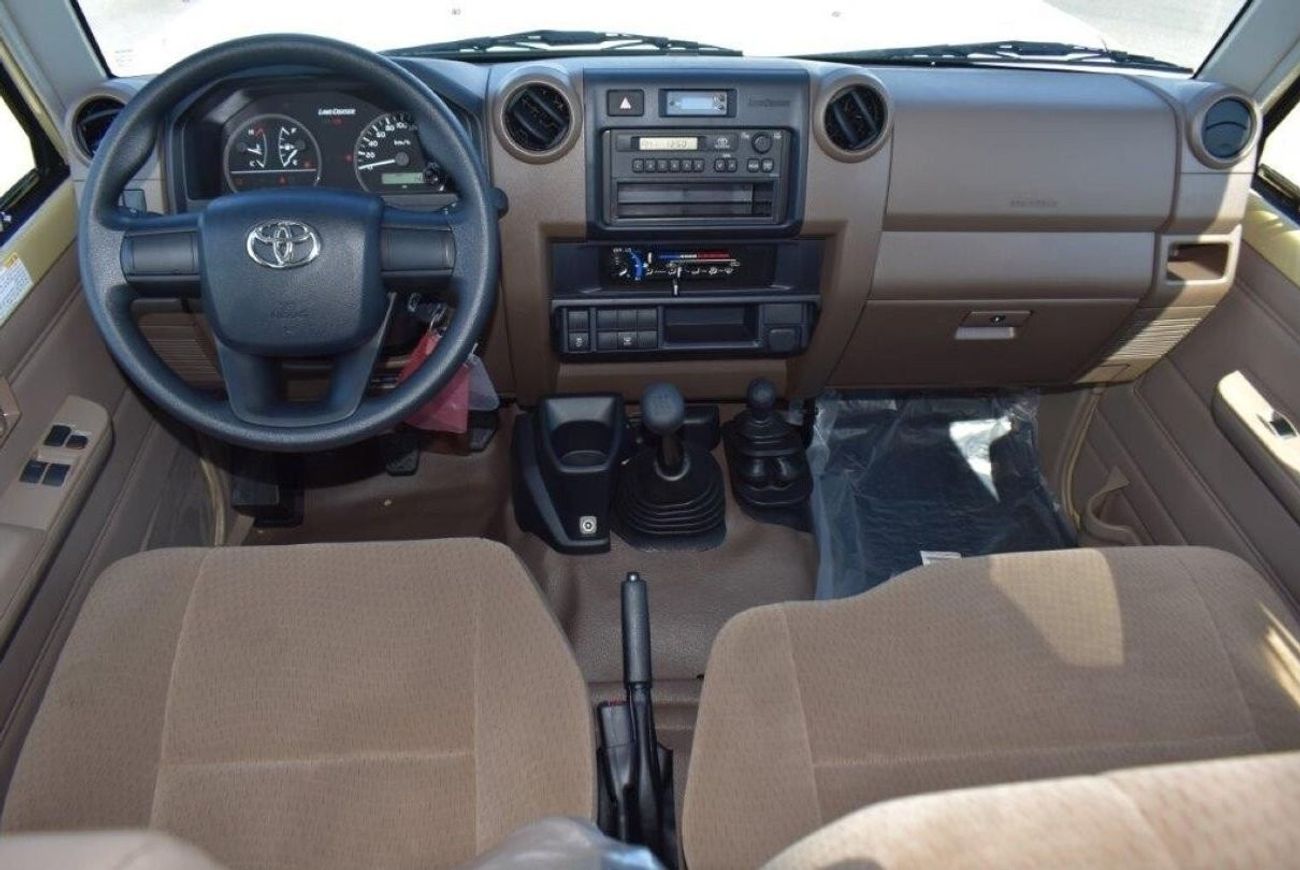 تويوتا لاند كروزر 70 71 SWB V6 4.0L PETROL 4WD MT