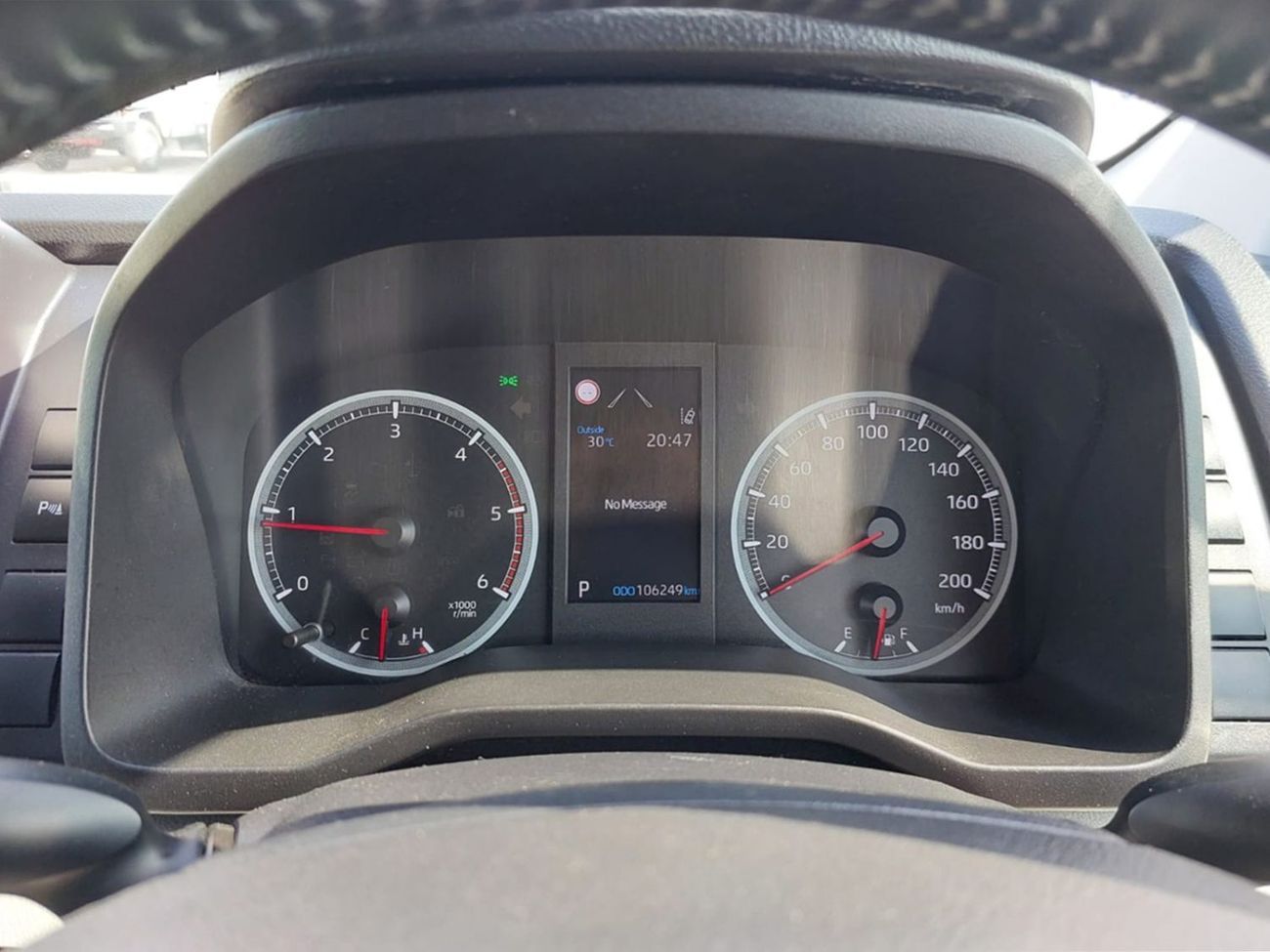 Toyota Hiace TOYOTA HIACE VAN RHD 2019 MODEL 2.8 L DIESEL AUTOMATIC(PM09311)