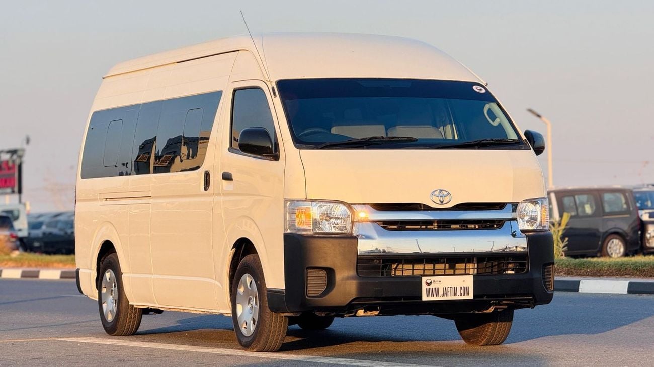Toyota Hiace PREMIUM CONDITION | 2.5L DIESEL | MANUAL TRANSMISSION | 14 SEATERS
