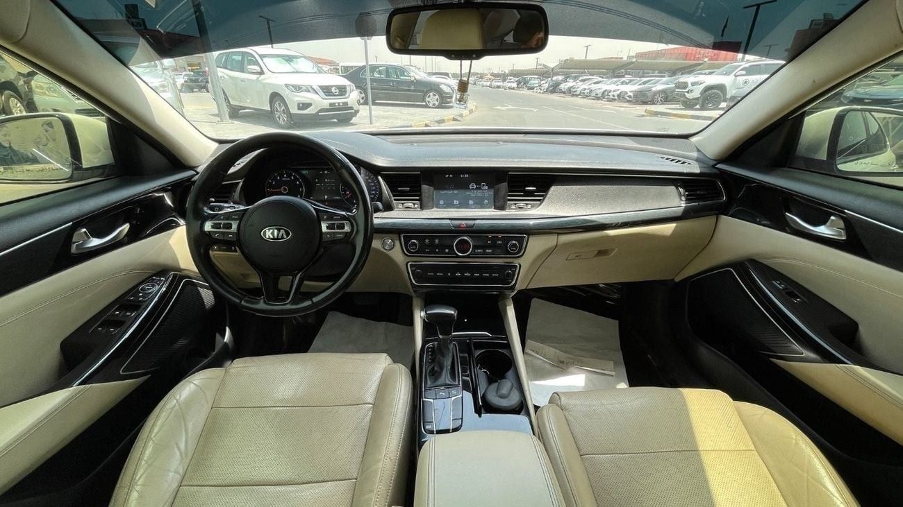 Kia Cadenza GDi Top 3.3L GCC