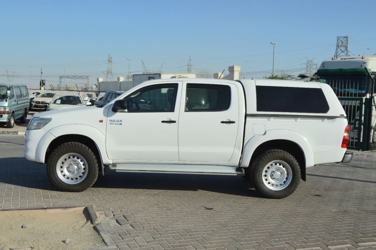 تويوتا هيلوكس Double cabin 3.0L, perfect inside and outside