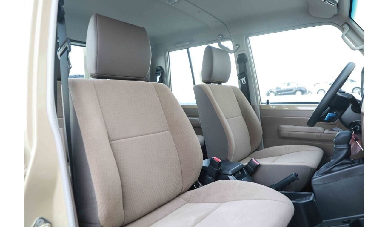 Toyota Land Cruiser Pick Up 2024 TOYOTA LAND CRUISER PICK UP LC79 DC 2.8- BEIGE inside BEIGE | Export Only