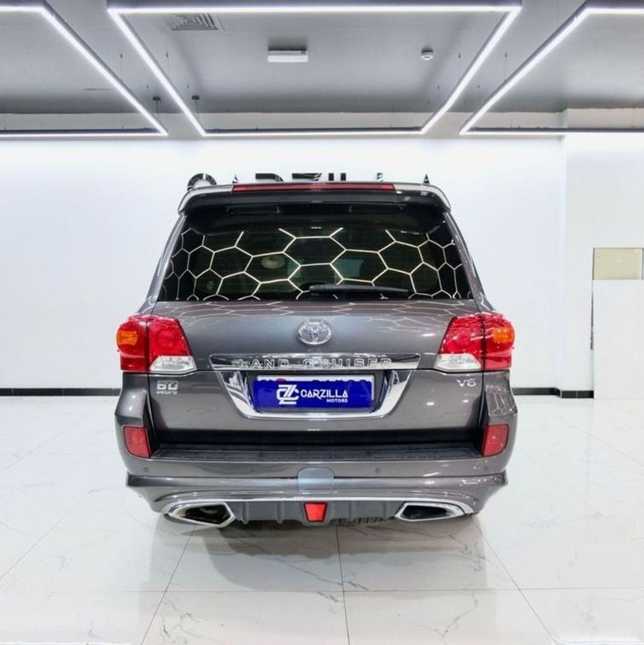 Toyota Land Cruiser GXR 4.0L (271 HP) 4WD Toyota Land Cruiser 2015 GXR 4WD