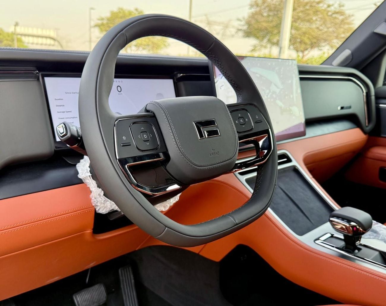 ROX 01 VIP VIP 6 SEATER VIP BLACK ORANGE BLACK WHITE 2026 MODEL AT AWD 10% VAT CUSTOMS 5 YEARS  WARRANTY IN