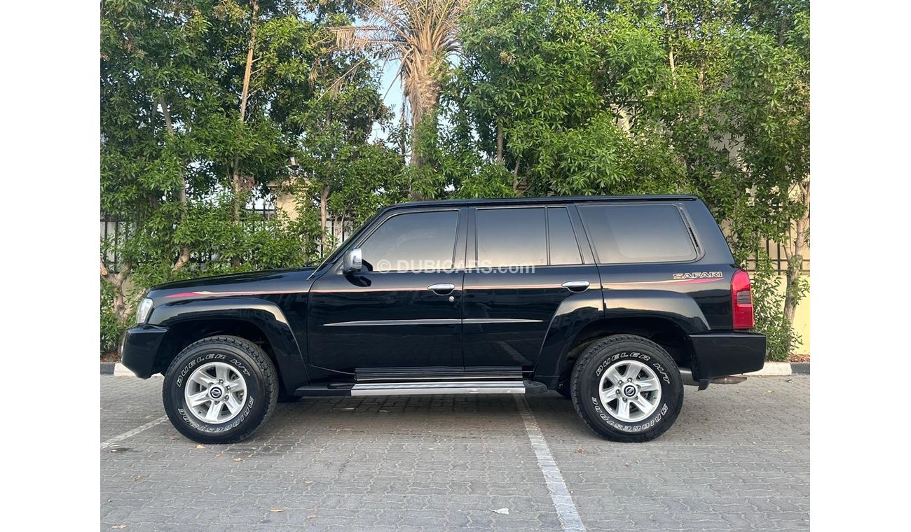 Nissan Patrol Safari