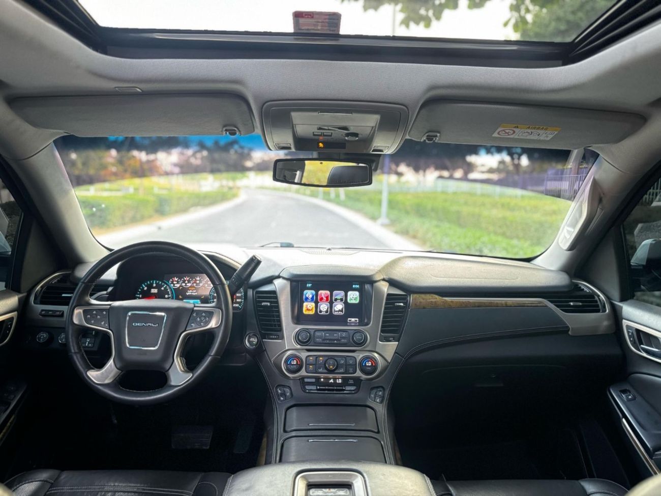 جي أم سي يوكون Denali 6.2L (8 Seater)