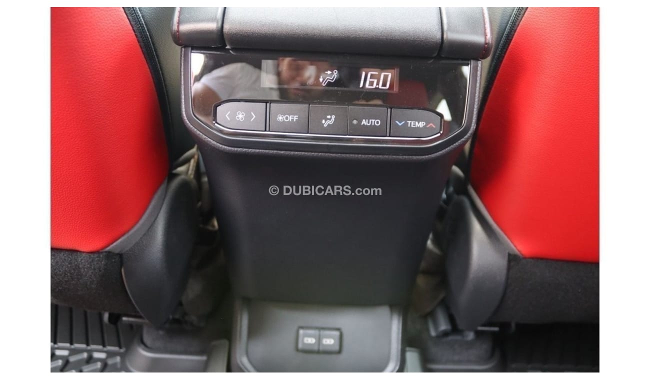 Toyota Highlander 2023 TOYOTA HIGHLANDER 2.4T AWD *WINTER PACKAGE*