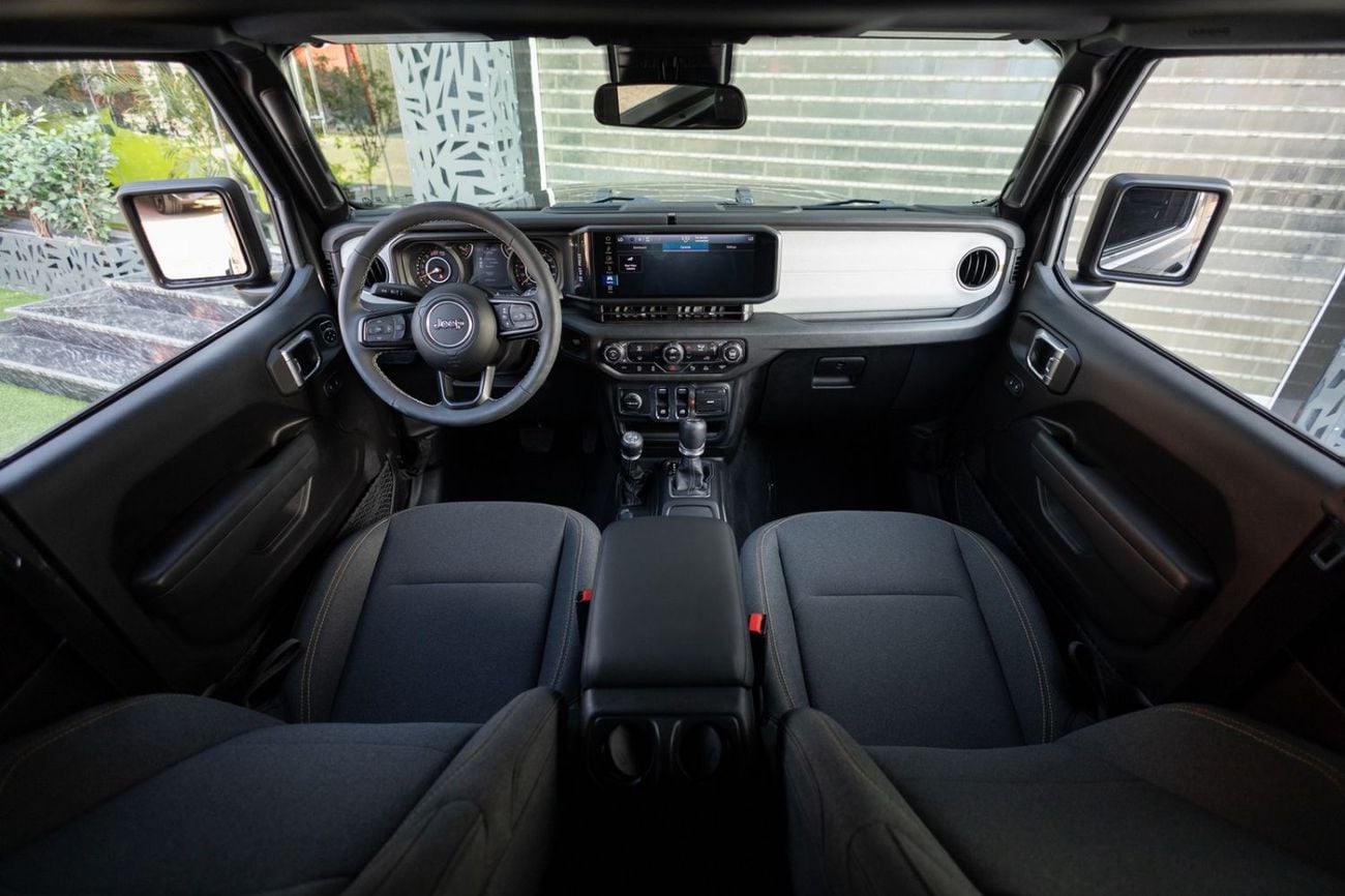 Jeep Wrangler Jeep Wrangler Sport (LOW MILEAGE) 2025 GCC | Agency Warranty | Service Contract