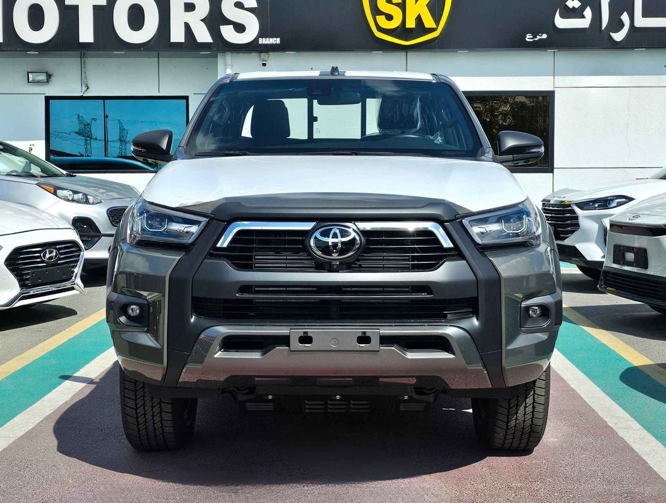 Toyota Hilux ADVENTURE, 2.8L DIESEL, A/T, "4" CAMERAS / ROLL BAR WITH RADAR / 4WD (CODE # HDAD28AF)