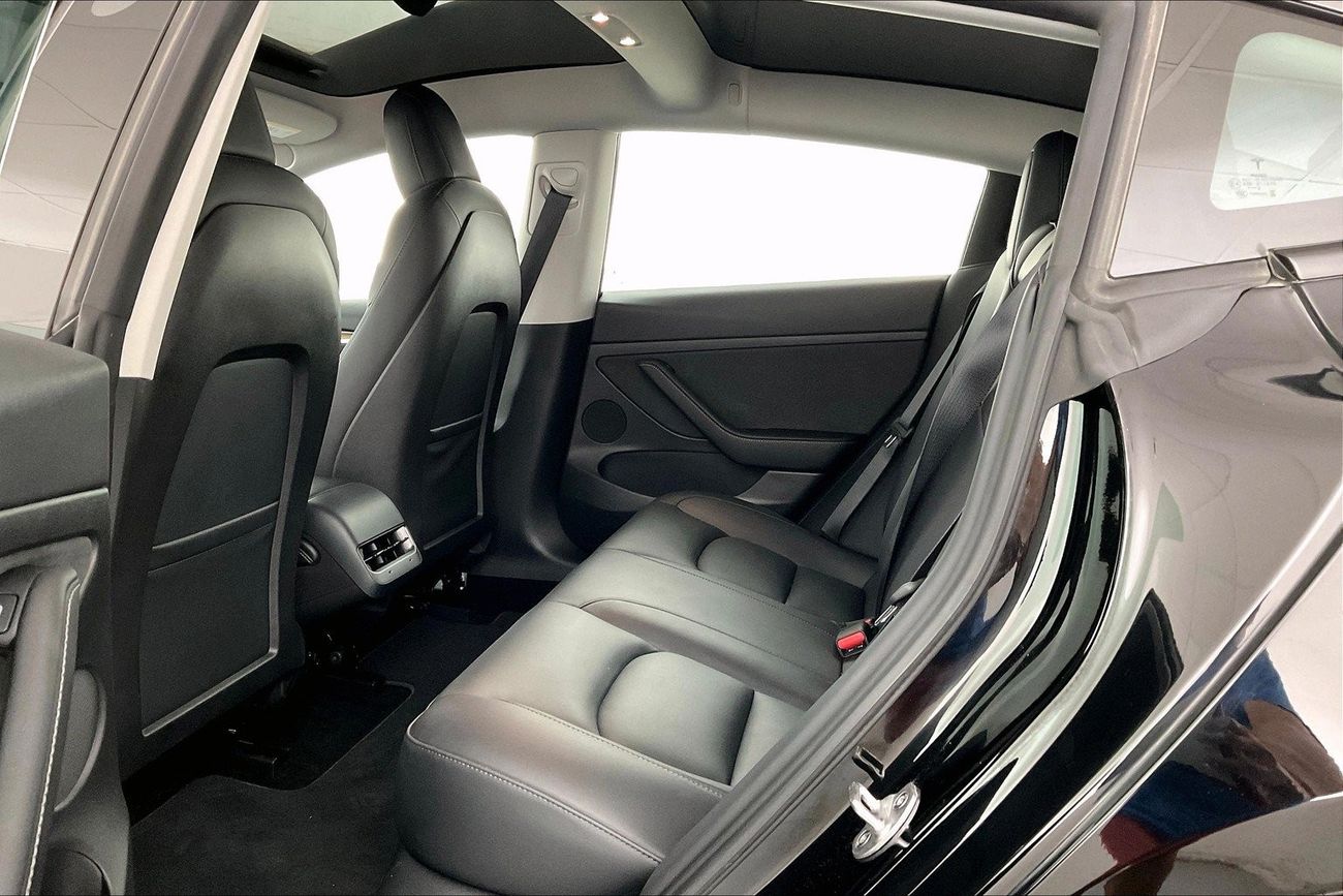 لكزس RX450h Premier | عرض العيد الحصري | خالية من أضرار الفيضانات