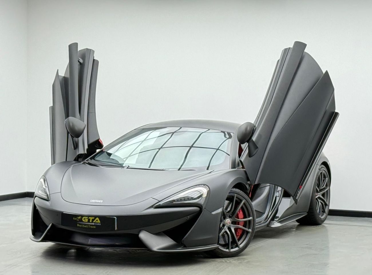 McLaren 570S 2017 Mclaren 570 S, 2025 Mclaren Warranty, Full Mclaren Service History, Very Low Km, GCC