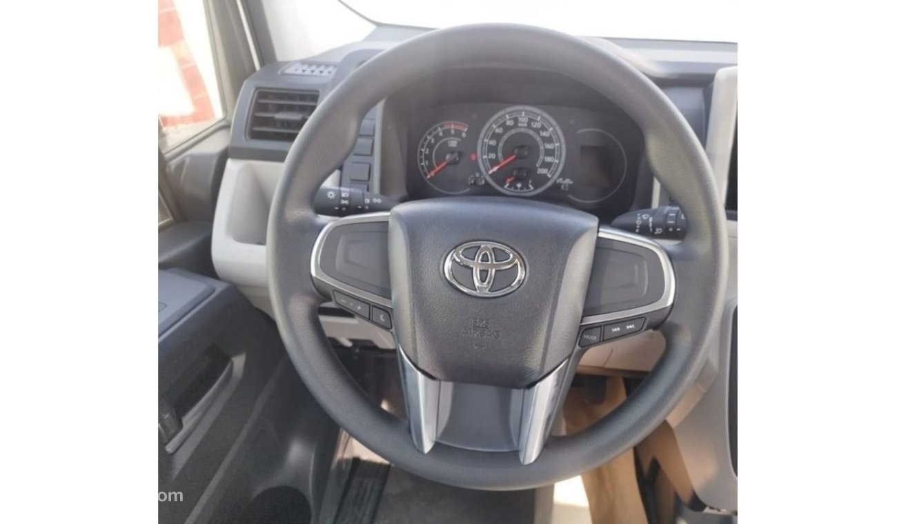 Toyota Hiace TOYOTA HIACE 2.8L COMMUTER 14-STR AUTOMATIC M/T DSL 2024