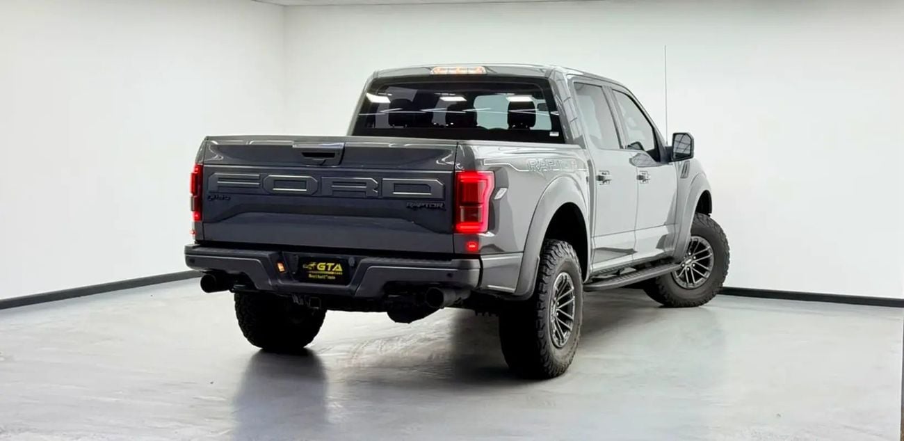 Ford F-150 F150 Raptor, Warranty, Full Service History, Carbon Fiber Interior, Fully Loaded, GCC