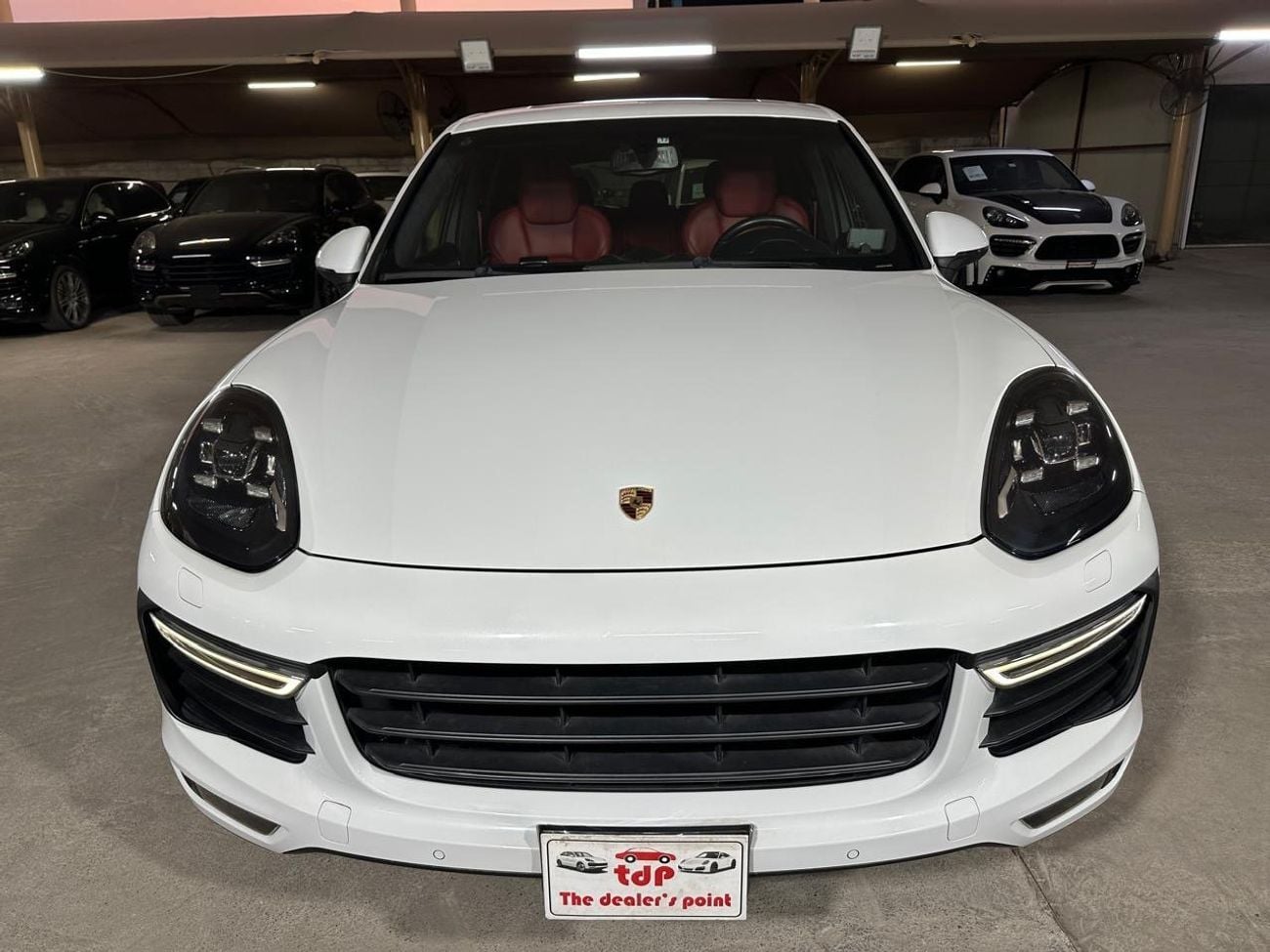 بورش كايان PORSCHE CAYENNE TURBO 2016 | FULL SERVICE HISTORY | TWO KEYS | VERY LOW MILEAGE!