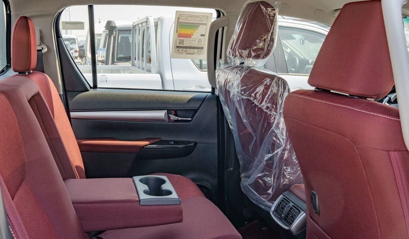 Toyota Hilux 2025 Toyota Hilux SR5 DC 4x4 2.7L Petrol AT (White)