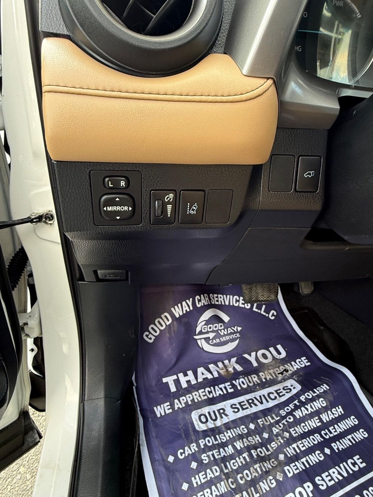 Toyota RAV4 2018 TOYOTA RAV4 XLE HYBRID