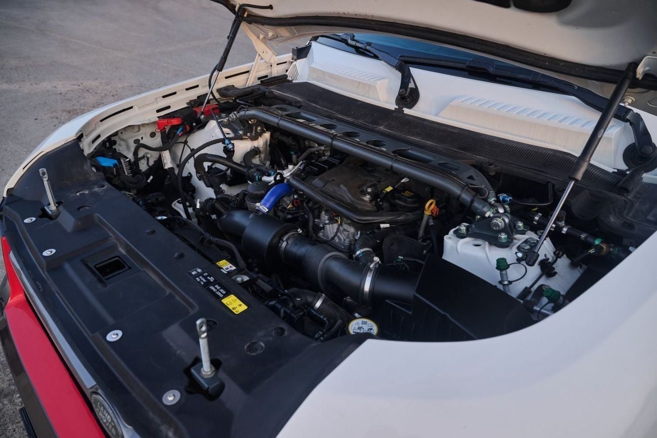 لاند روفر ديفندر Bowler