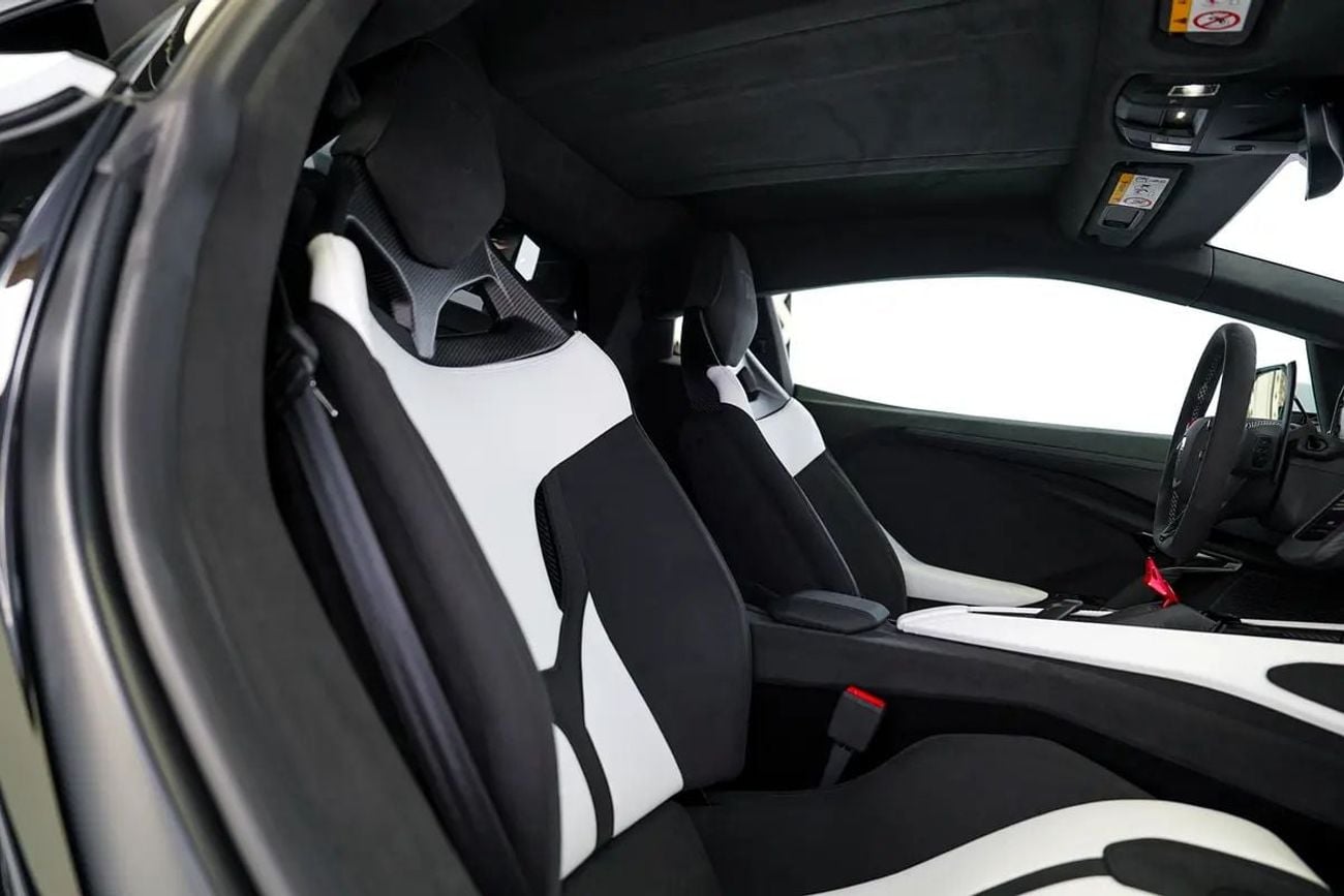 Lamborghini Revuelto STD 6.5L V12 Hybrid