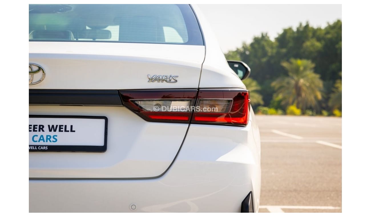 Toyota Yaris 2023 SE 1.5L Power x Elegant - Smart keyless Entry - GCC Specs - EMI Available - Book Now