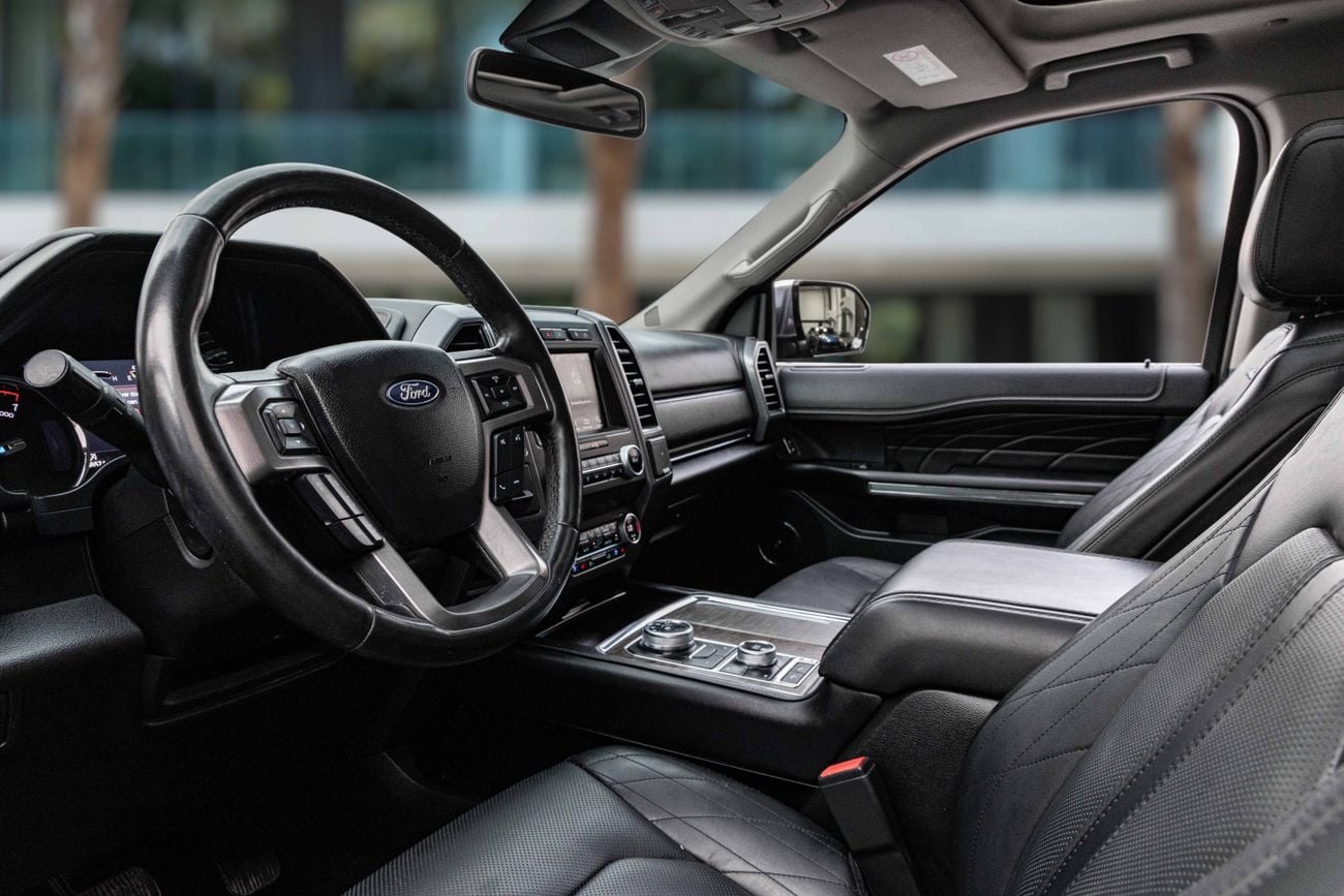 Ford Expedition Expedition Platinum | 2,350 P.M | 0% Downpayment | Extraordinary Condition!