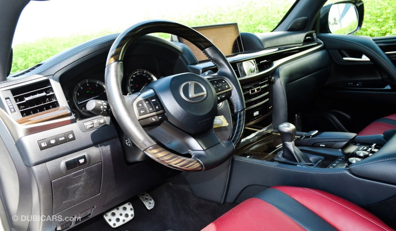 Lexus LX570 S / GCC Specifications