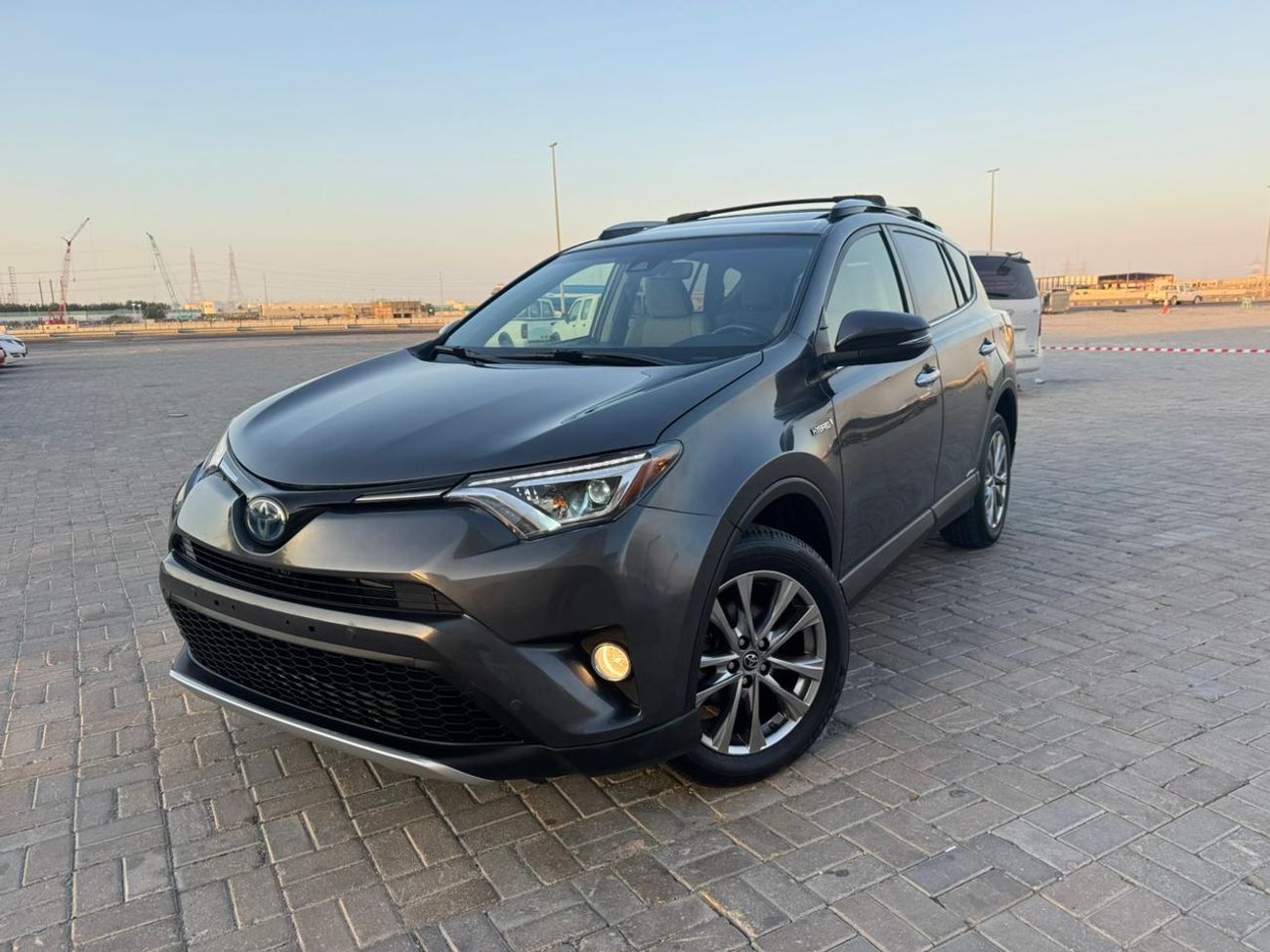 Toyota RAV4 Toyota Rav4 2017 hybrid limited