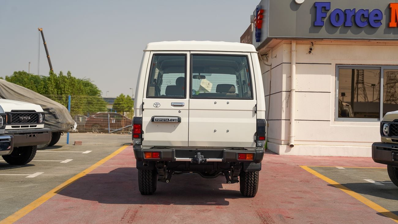 Toyota Land Cruiser 70