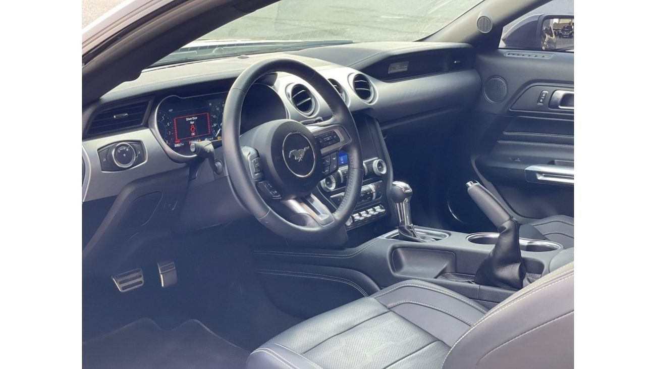 Ford Mustang FULL OPTIONS DIGITAL CLUSTER