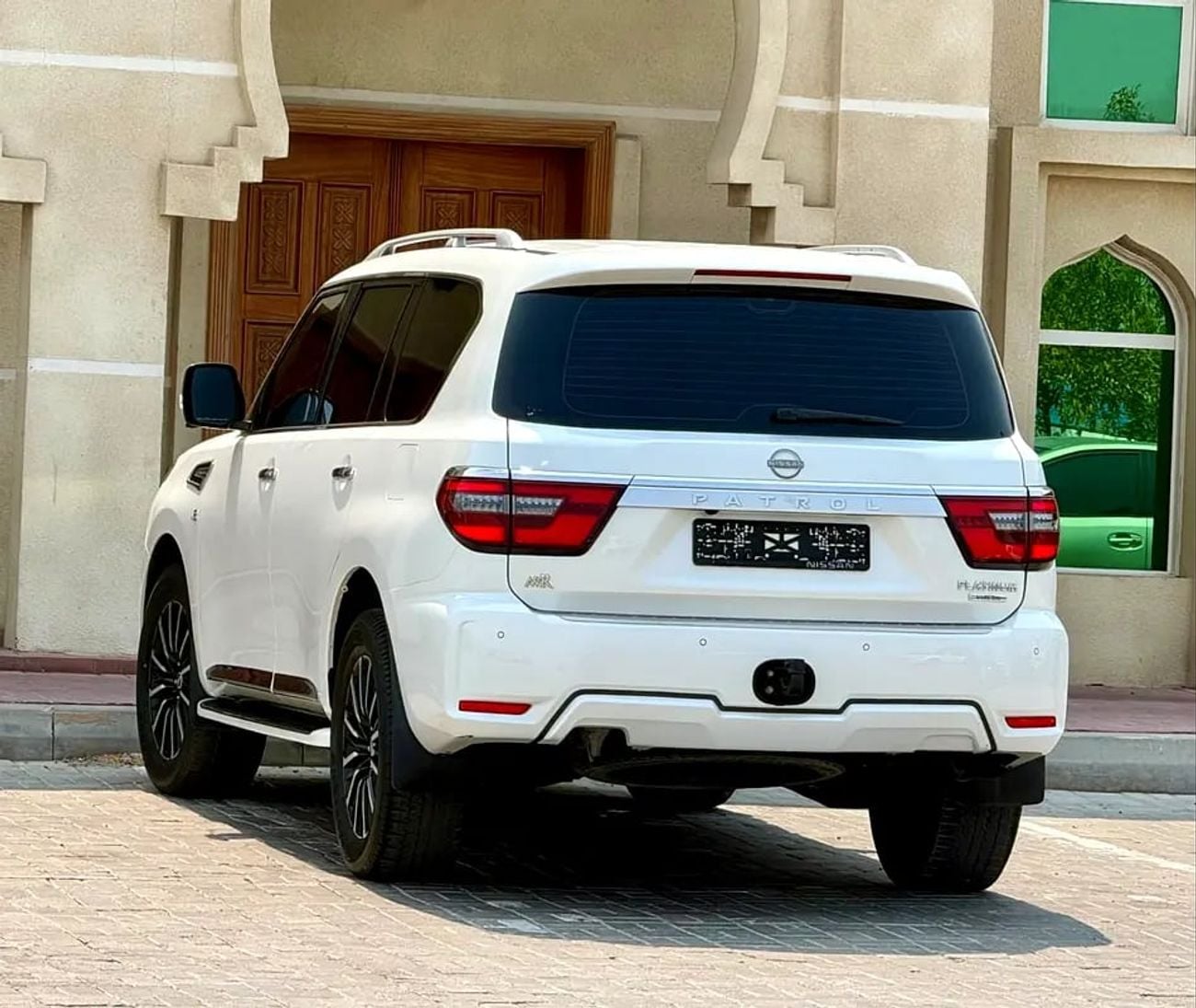 Nissan Patrol LE PLATINUM GCC Specs