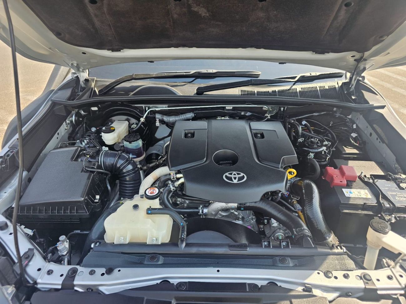 Toyota Hilux 2024 TOYOTA HILUX ROGUE