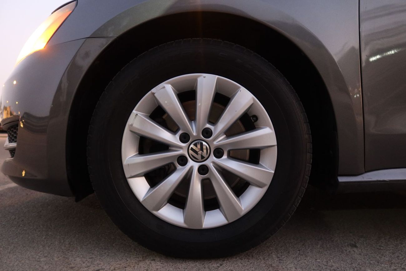 Volkswagen Passat SEL 2.5L