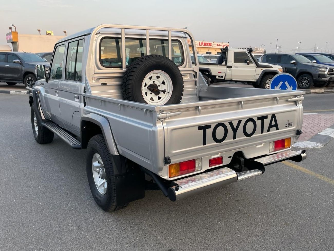 Used Toyota Land Cruiser Pick Up Std 2018 for sale in Dubai - 732904