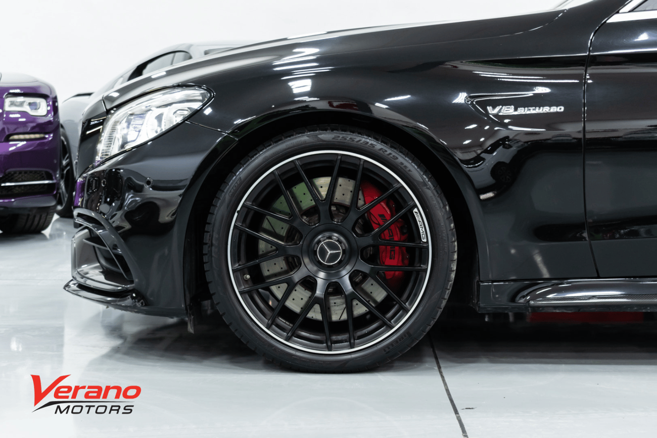 مرسيدس بنز C 63S AMG Std 4.0L (4 Seater)