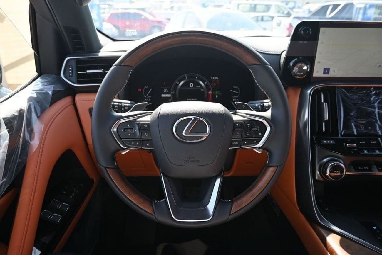 لكزس LX 600 Lexus LX600 VIP w/Black Pkg 3.5L Twin-Turbo V6, Petrol Model 2024, Color Black