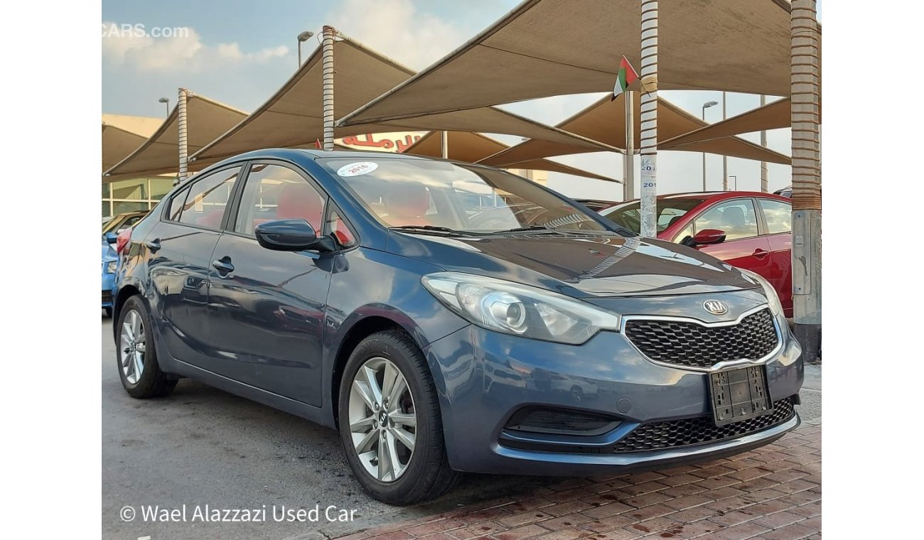 Kia Cerato Kia Cerato 2016 blue 1.6 cc GCC, absolutely without accidents, very clean inside and out, do not com