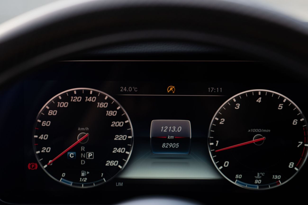 مرسيدس بنز S 560