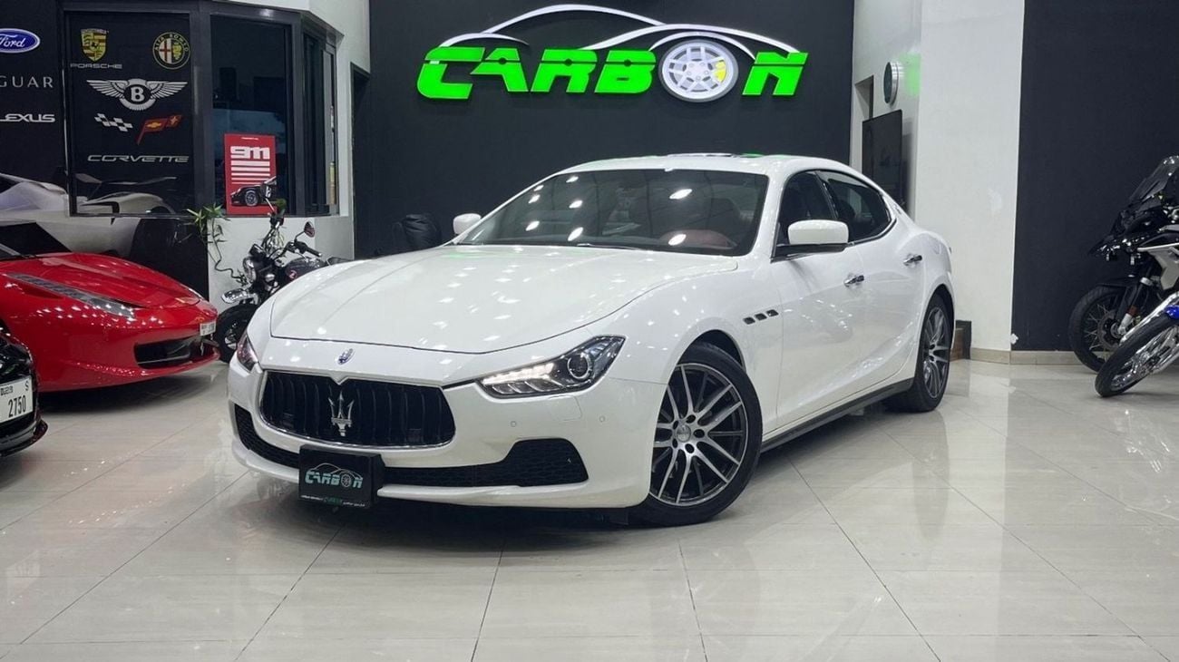 مازيراتي جيبلي STD Maserati Ghibli 2015